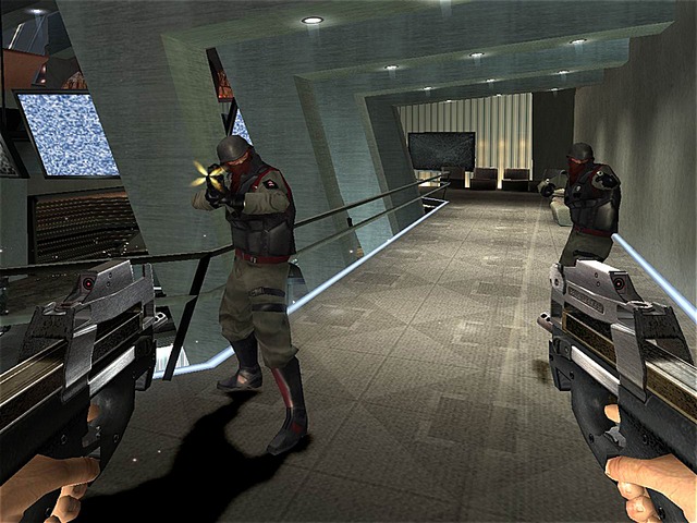 GoldenEye : Au Service du Mal - PS2 Games